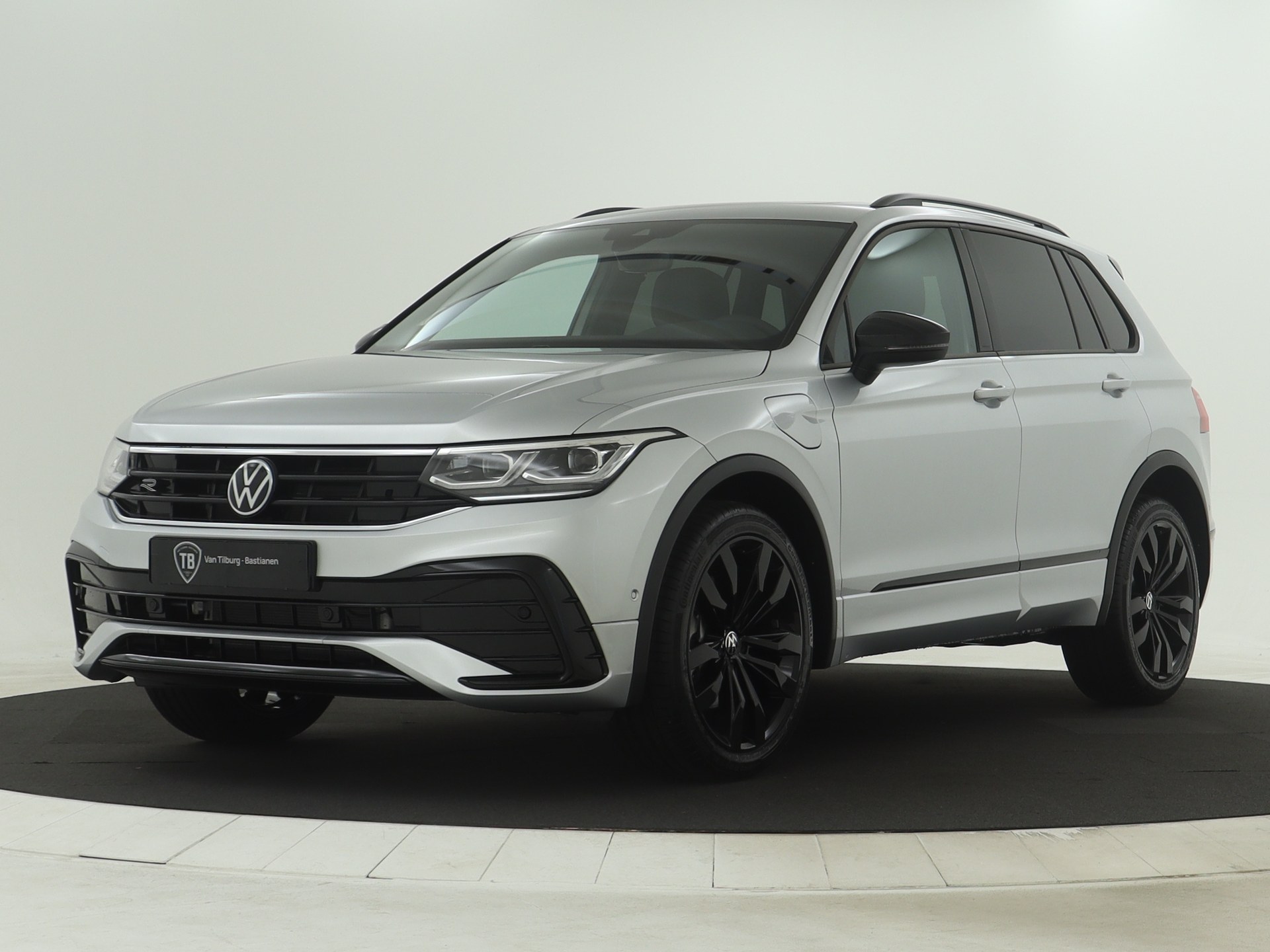 Volkswagen - Tiguan 1.4 TSI eHybrid R-Line Business - 2024