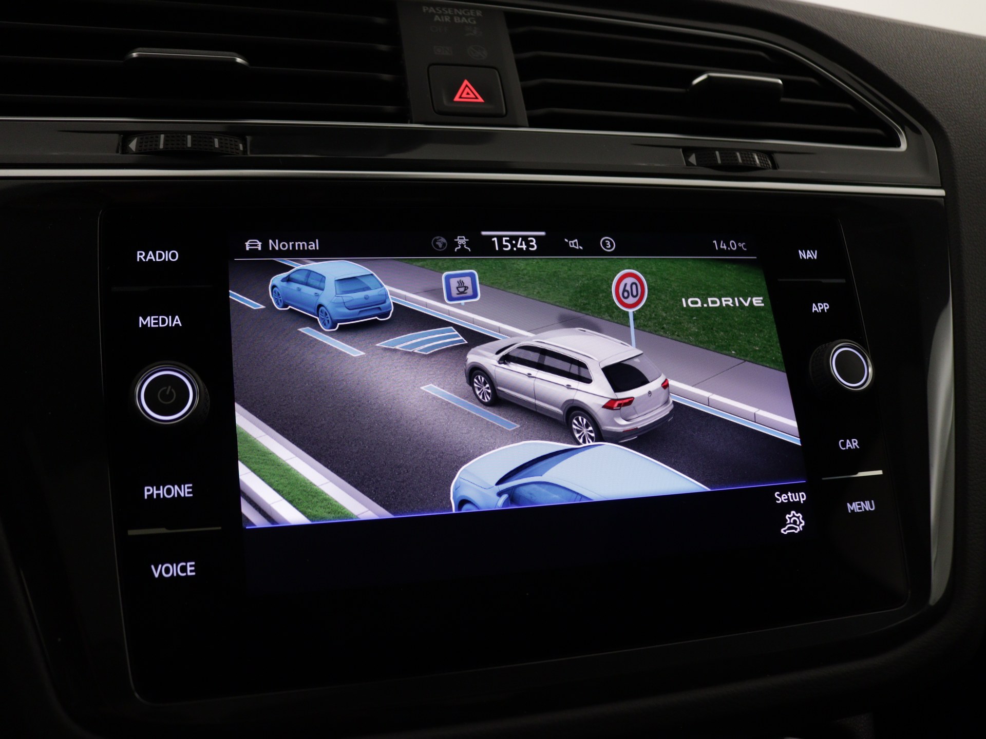 Volkswagen - Tiguan 1.4 TSI eHybrid R-Line Business - 2024