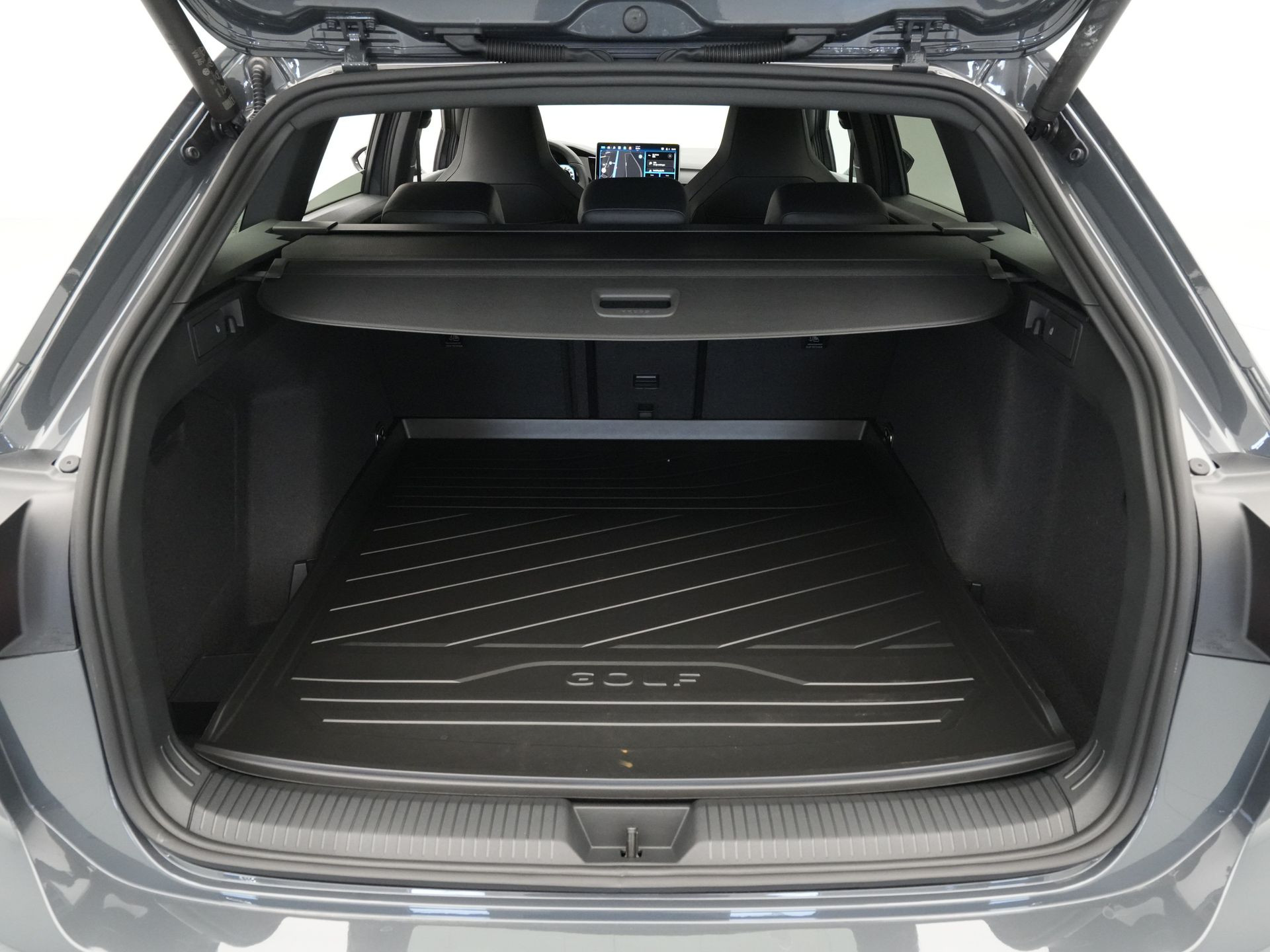 Volkswagen - GOLF Variant 1.5 eTSI R-Line Edition - 2025