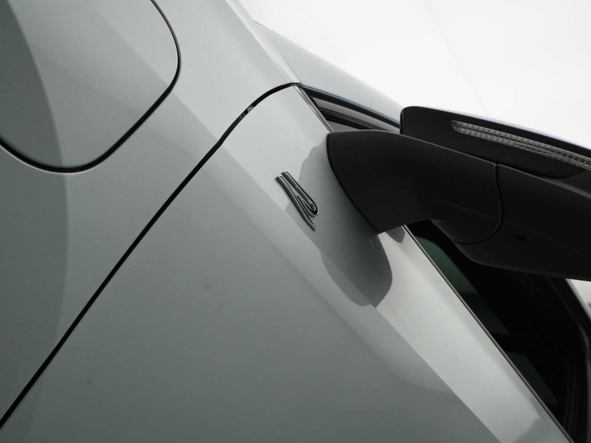 Volkswagen - Tayron 1.5 eHybrid R-Line Edition - 2025