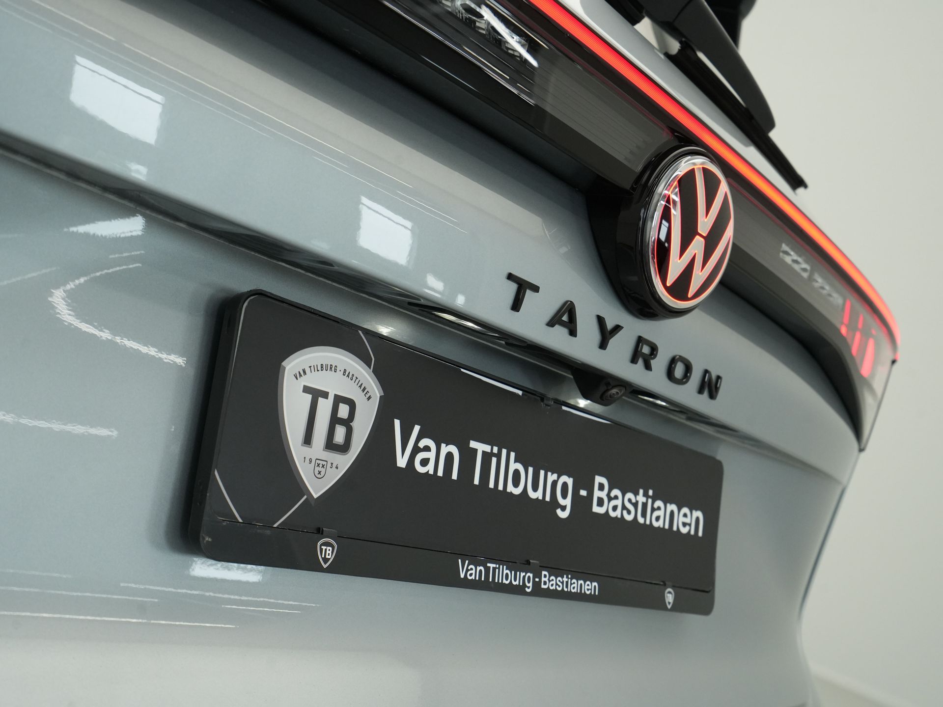 Volkswagen - Tayron 1.5 eHybrid R-Line Edition - 2025