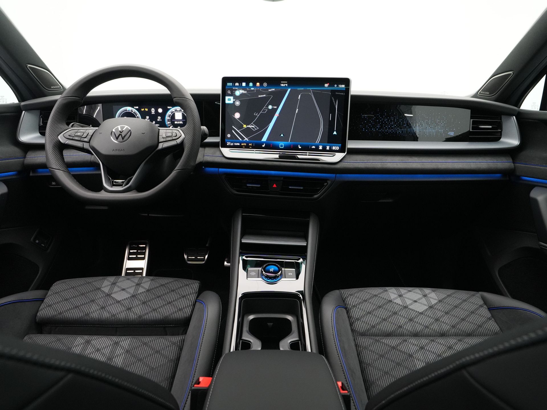 Volkswagen - Tayron 1.5 eHybrid R-Line Edition - 2025