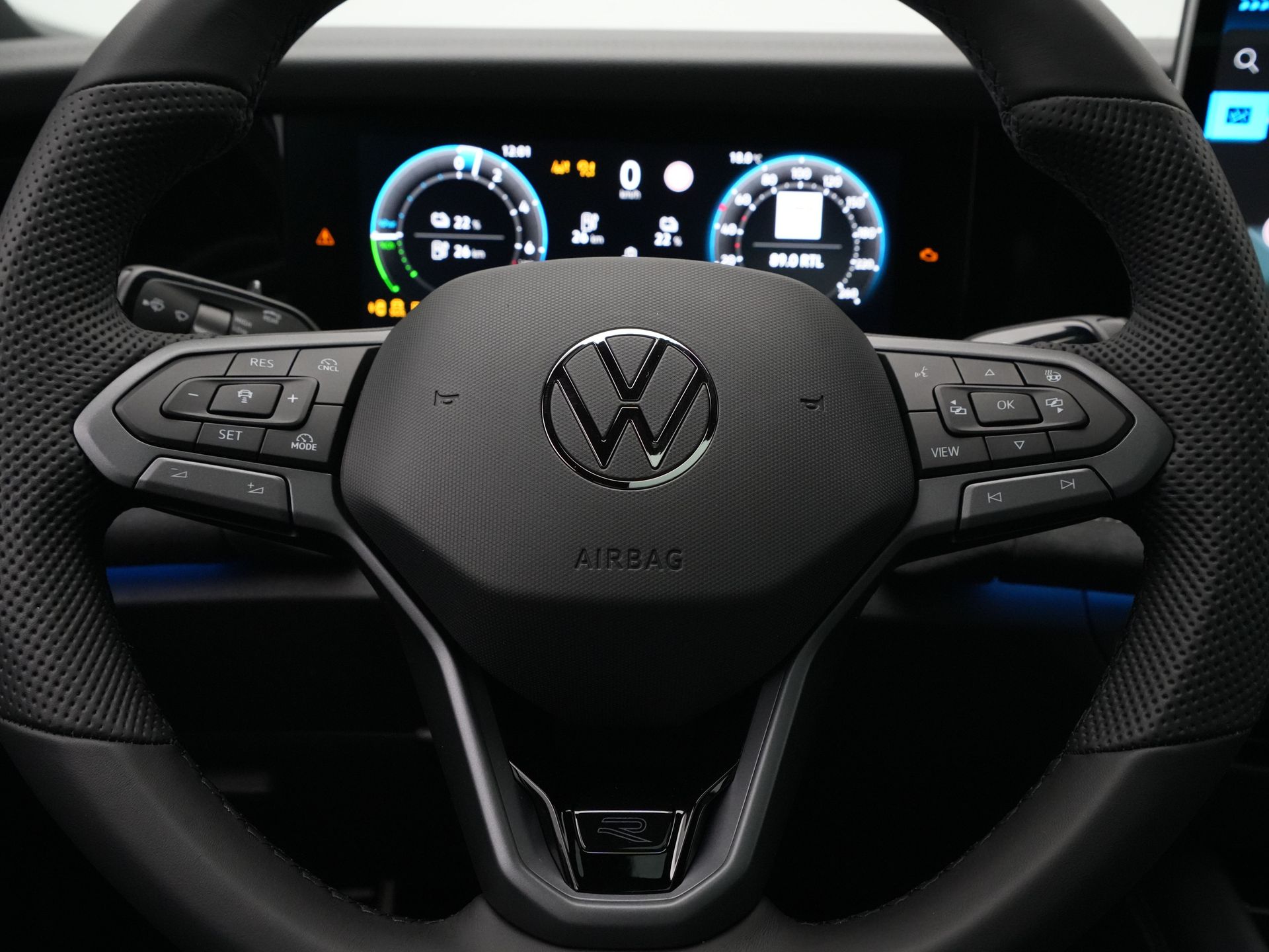 Volkswagen - Tayron 1.5 eHybrid R-Line Edition - 2025