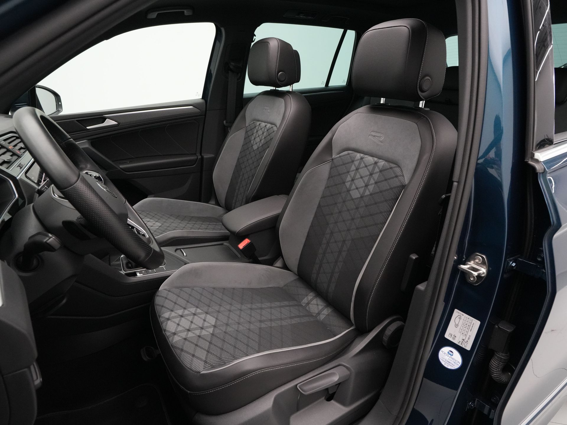 Volkswagen - Tiguan 1.5 TSI 150pk DSG R-Line - 2021