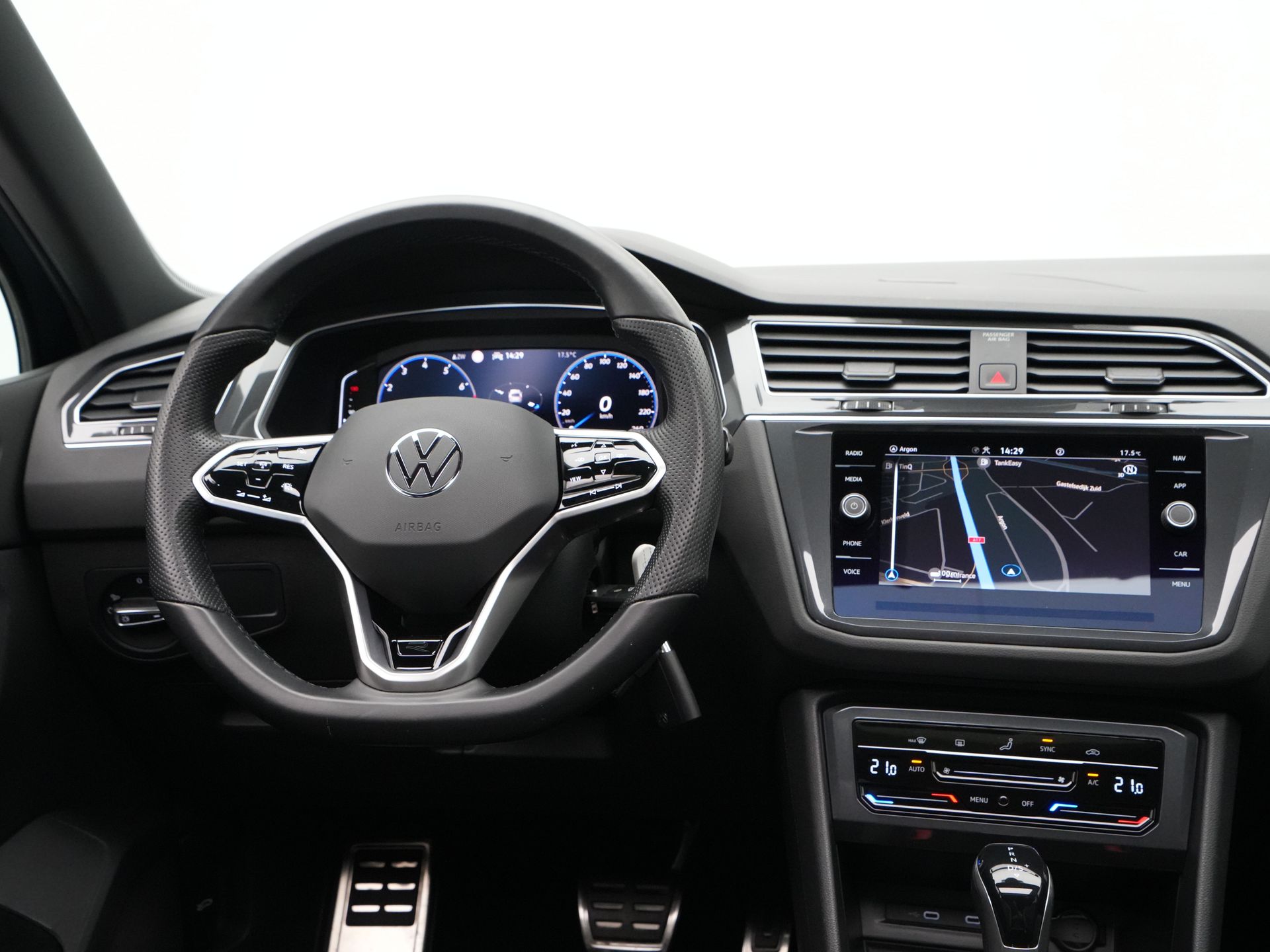 Volkswagen - Tiguan 1.5 TSI 150pk DSG R-Line - 2021