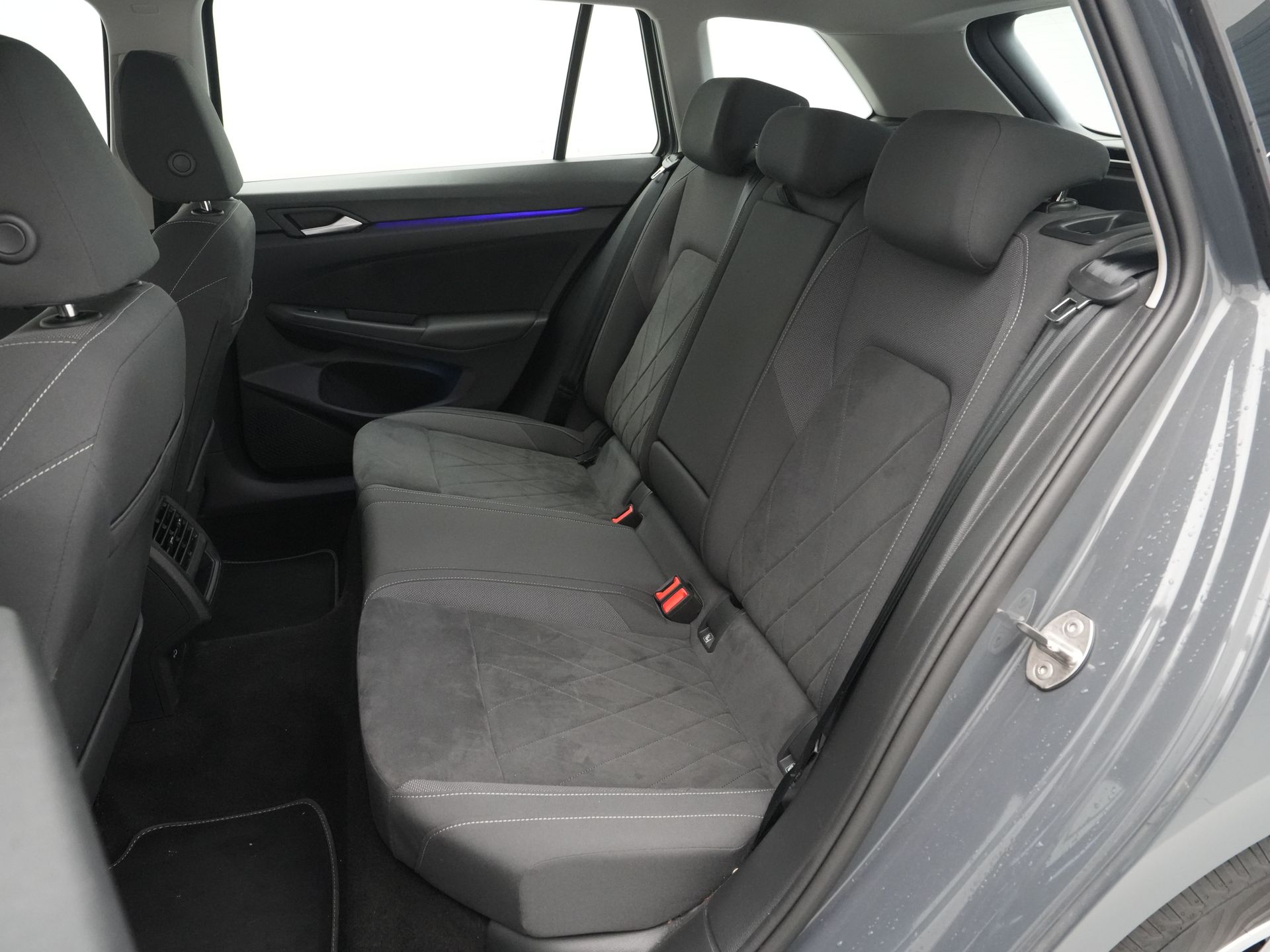Volkswagen - GOLF Variant 1.5 eTSI Life DSG Business - 2023