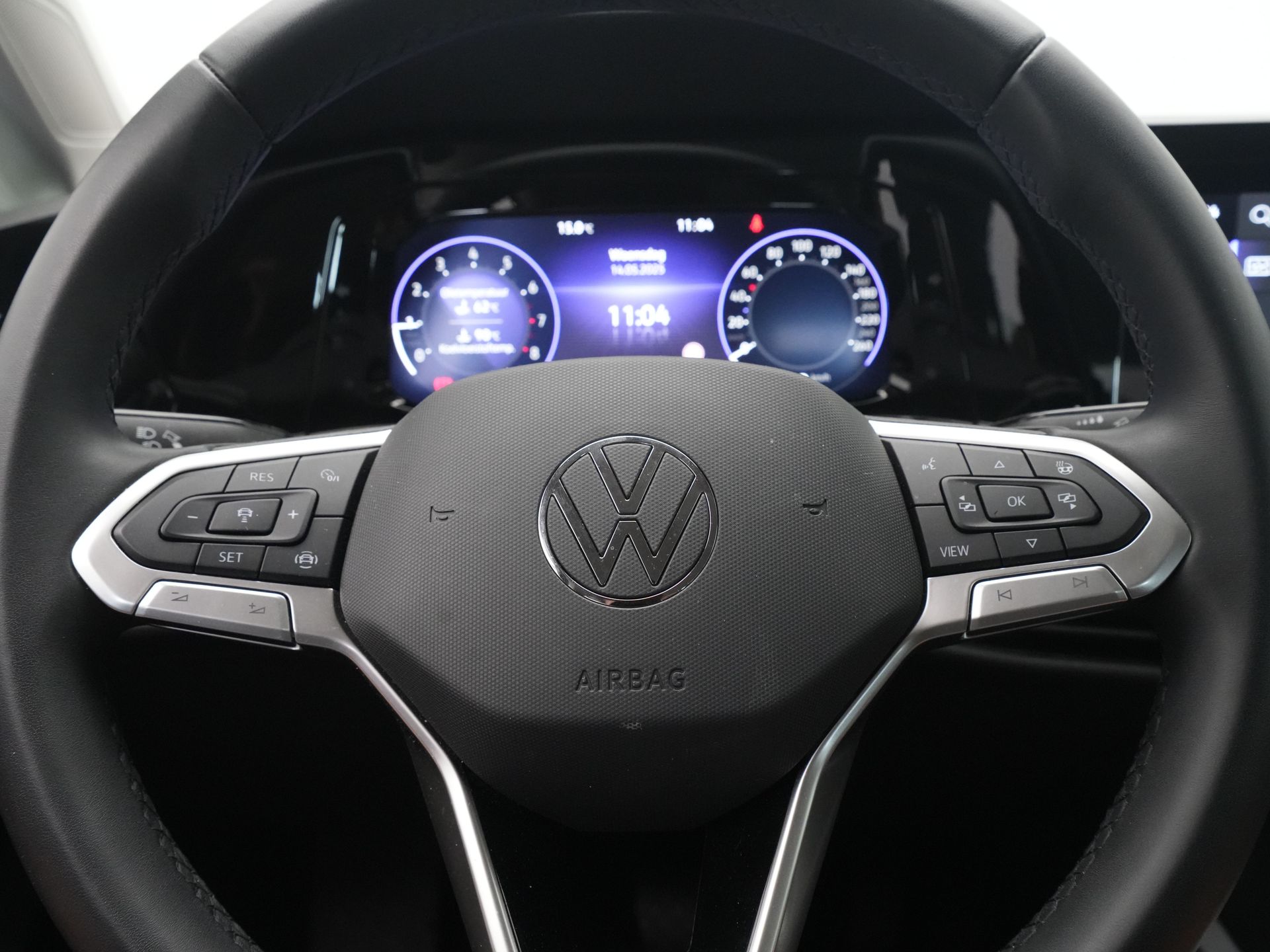 Volkswagen - GOLF Variant 1.5 eTSI Life DSG Business - 2023