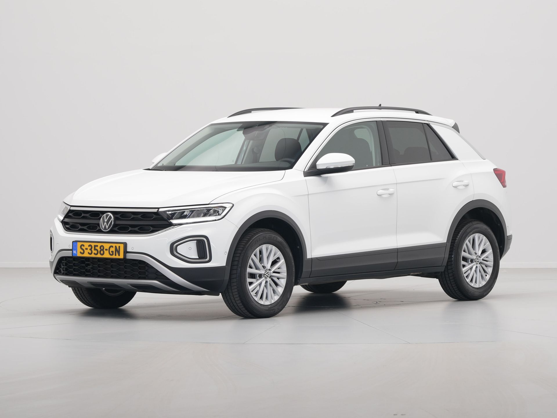 Volkswagen - T-Roc 1.5 TSI 150pk DSG Life - 2023