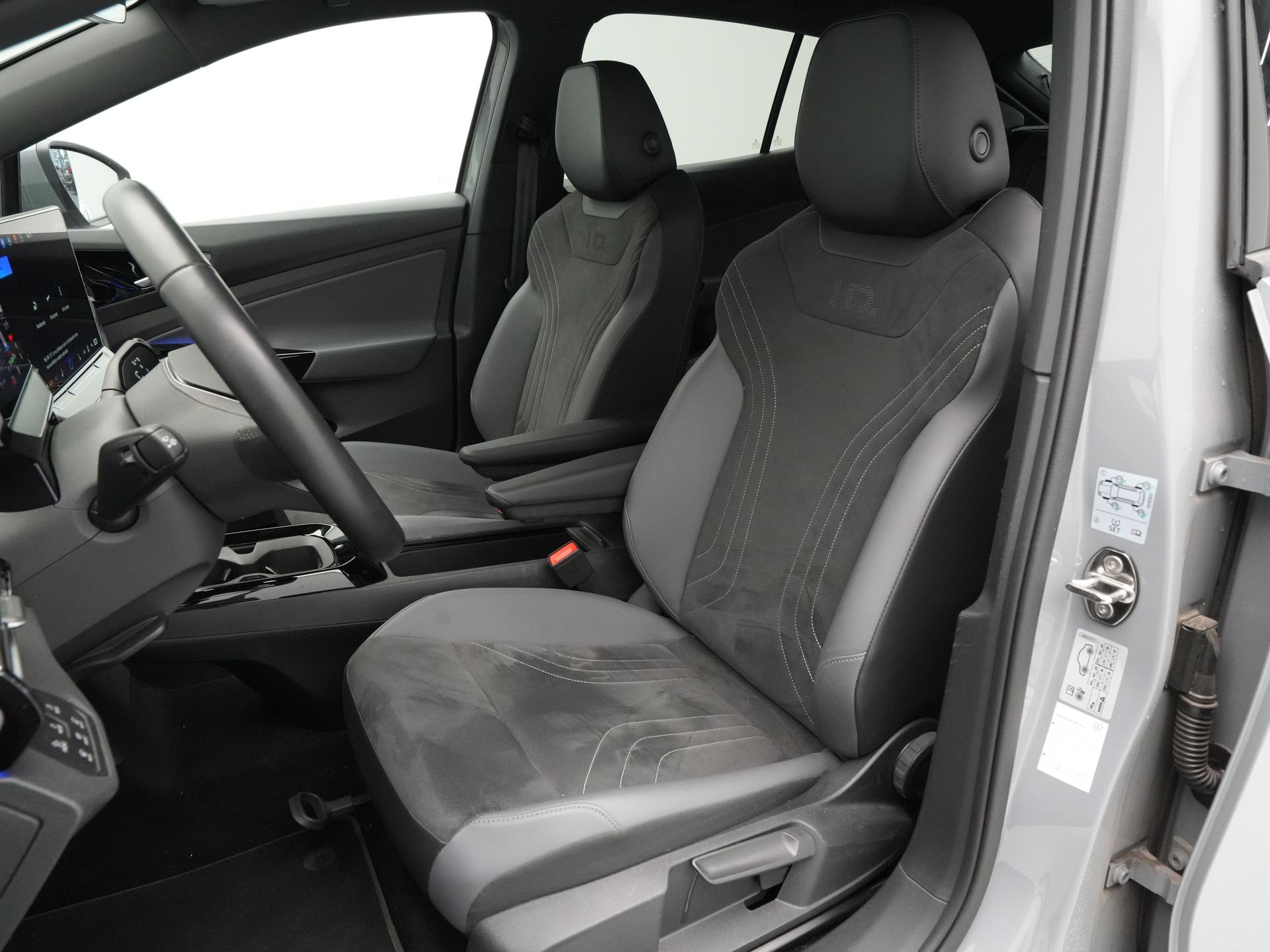 Volkswagen - ID.5 Pro Business 77 kWh - 2024
