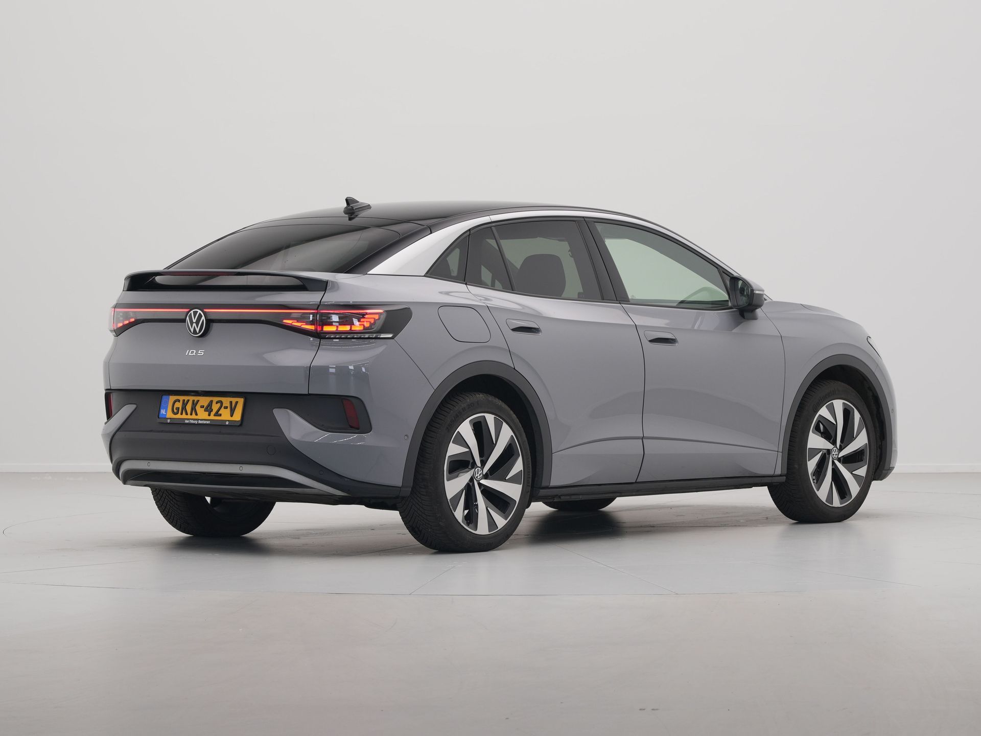 Volkswagen - ID.5 Pro Business 77 kWh - 2024